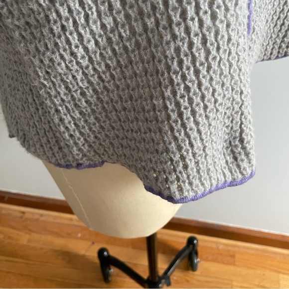 New In Colorful Trim Pullover Crew Neck Sweater- Size Large- NWT - Picture 7 of 12